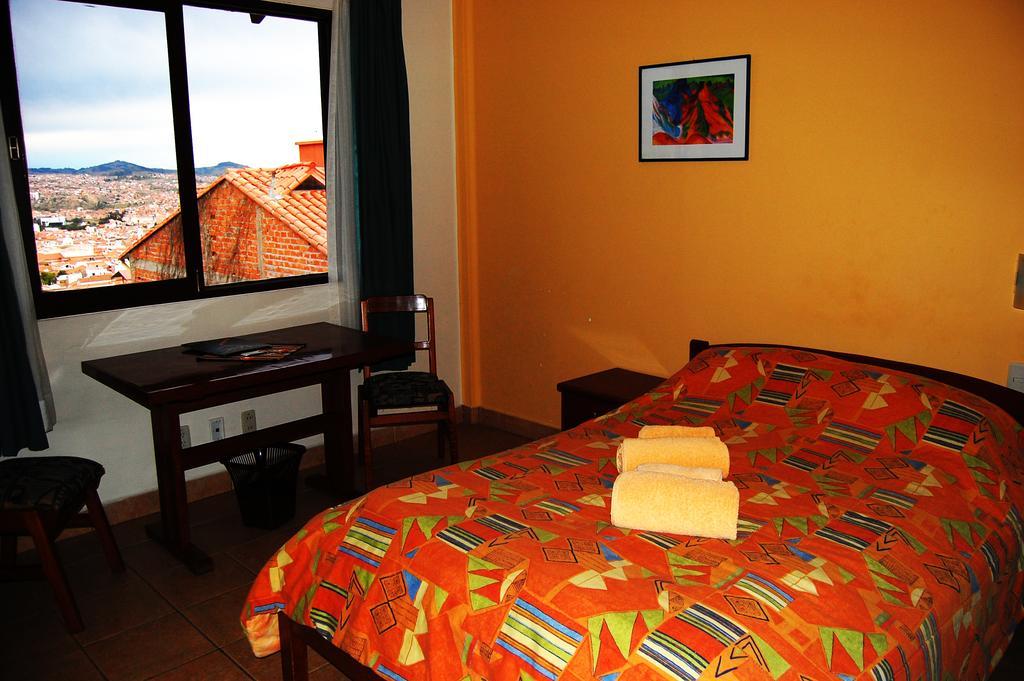 Casas Kolping Hotel Sucre Værelse billede