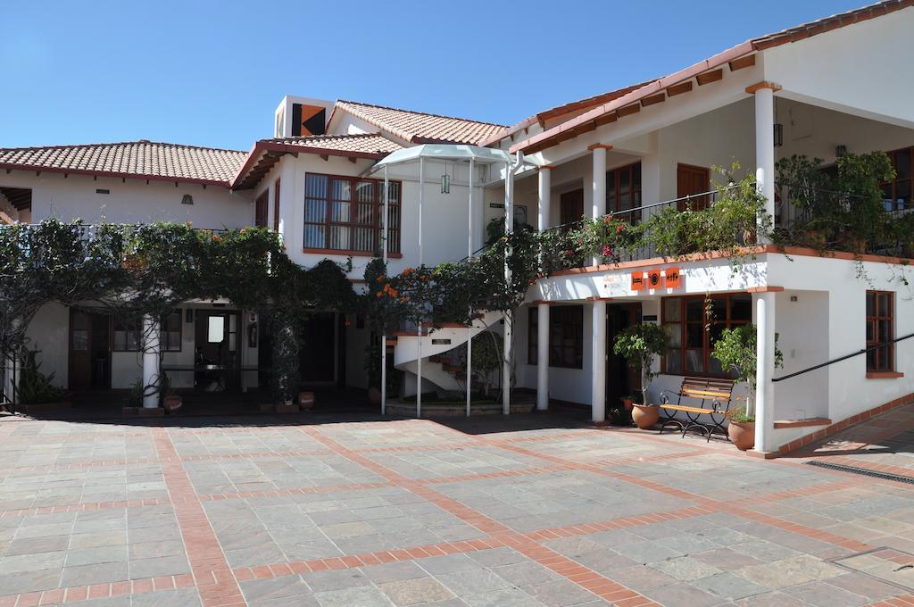 Casas Kolping Hotel Sucre Eksteriør billede